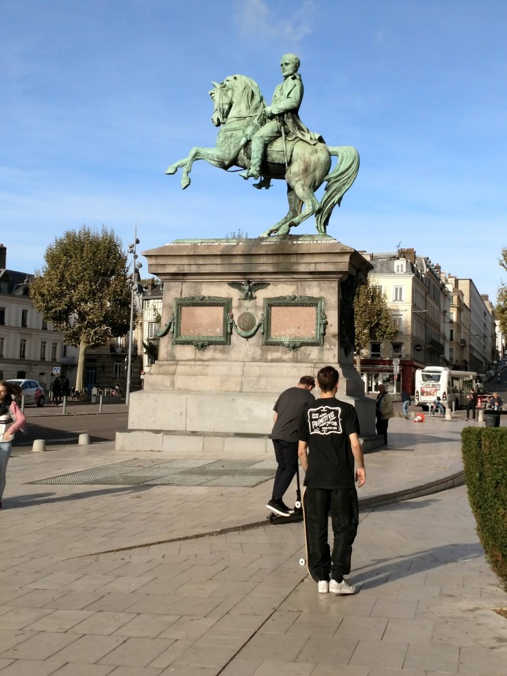 img_20181023_154439398_burst000_cover_top